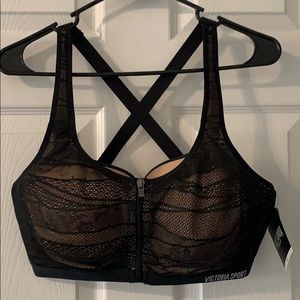 Victoria’s Secret Sports Bra - NEW